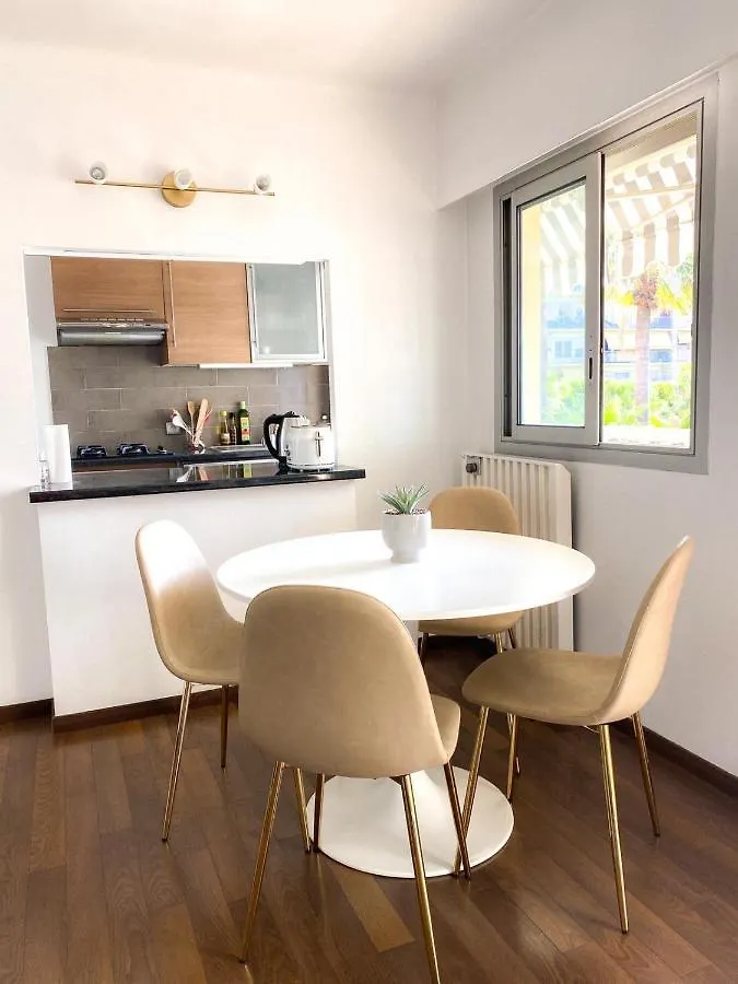 Superb Apartment In Cannes With Magnificent View ! 0*,  Fransa