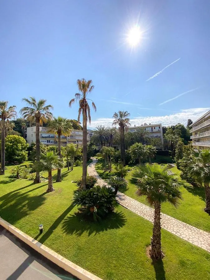 Superb Apartment In Cannes With Magnificent View ! 0*,  Fransa